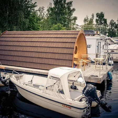 Schwimmpod An Der Peene * アンクラム