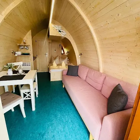 Schwimmpod An Der Peene キャンプ場 *