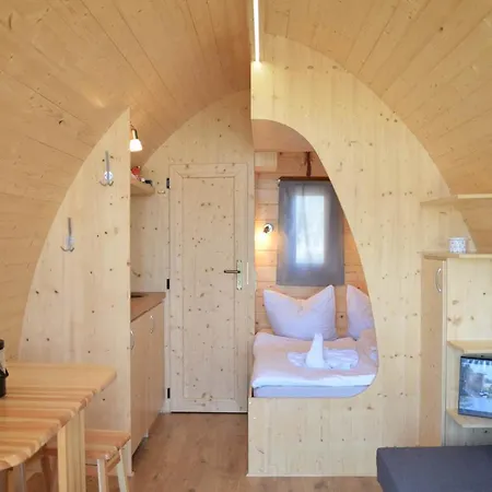 Campingplatz Schwimmpod An Der Peene