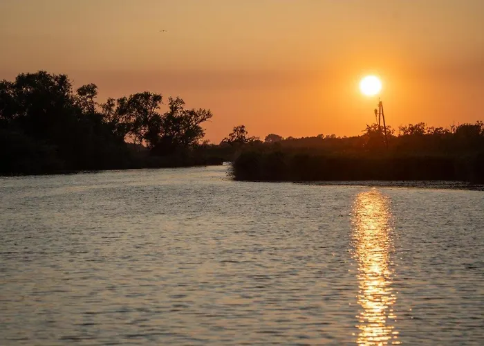 مكان تخييم Schwimmpod An Der Peene